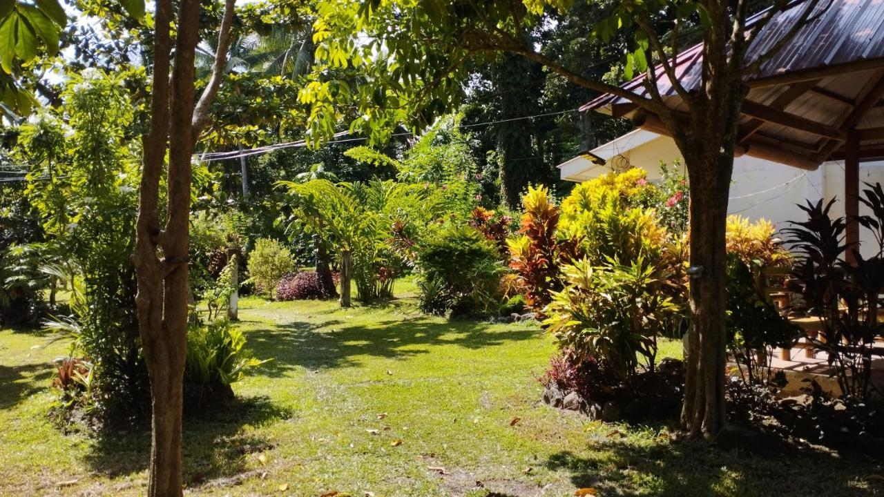 Acacia'S Cottages With Starlink Wifi Mambajao Exterior photo